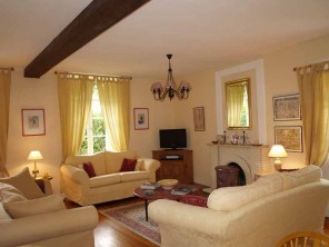 3 Bedroom Traditional Charentais House with Shared Pool near Cognac, Charente-Maritime, France